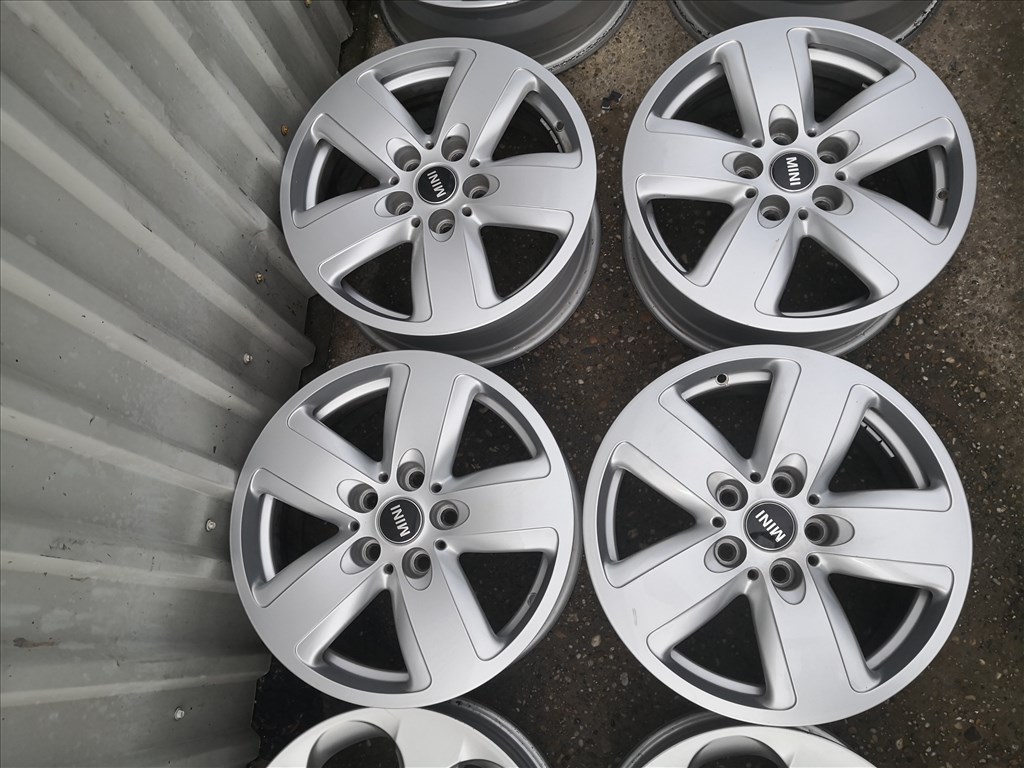 5x112 16 Gyári Mini alufelni 95000ft a 4db/107/ 5. kép