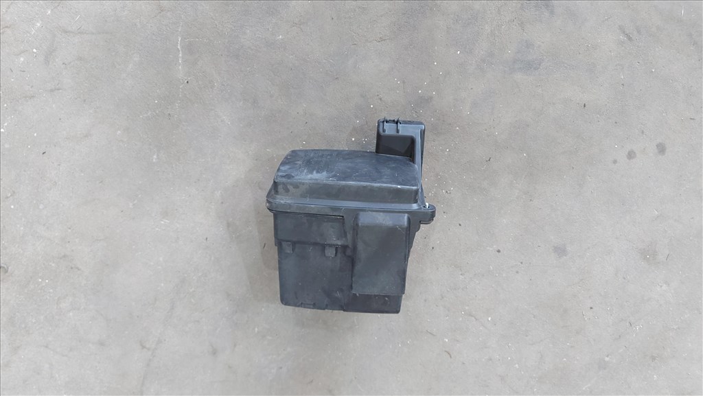 Fiat DUCATO Citroen JUMPER Peugeot BOXER 06 Biztosítéktábla doboz 7066 1345662080 1. kép