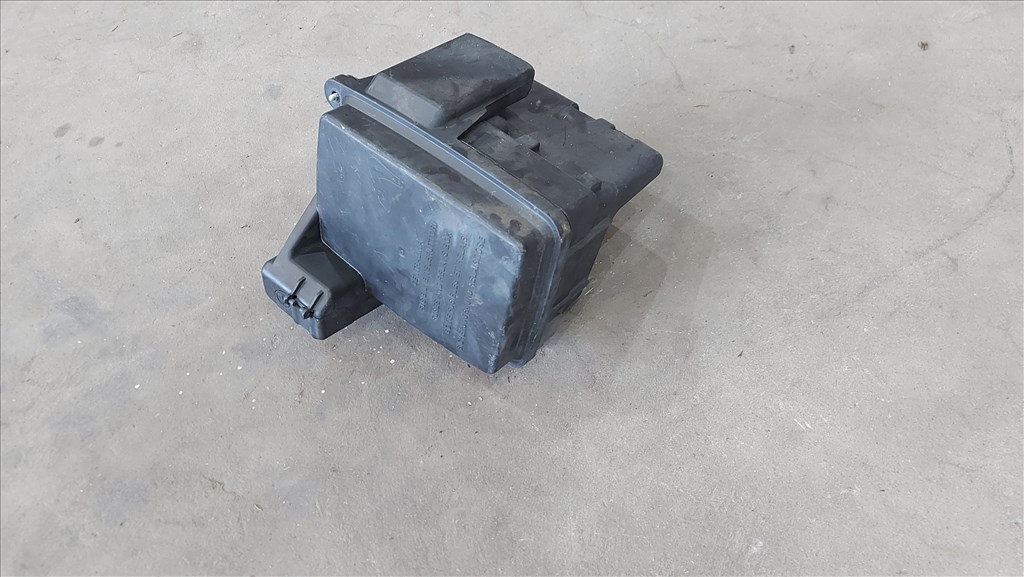 Fiat DUCATO Citroen JUMPER Peugeot BOXER 06 Biztosítéktábla doboz 7066 1345662080 2. kép