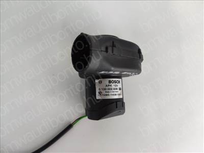 BMW 5 (E39)  530 d Biztosítéktábla hűtő (1438023, 12901438023, 12900304810)