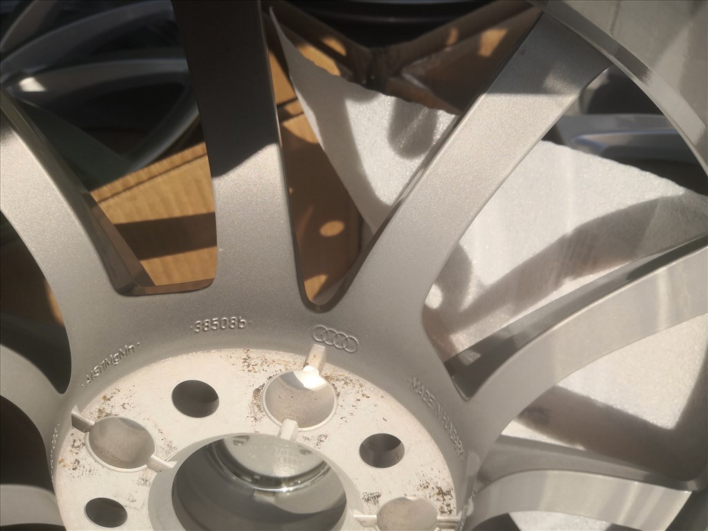 Audi A6 17-es gyári alufelni 7. kép