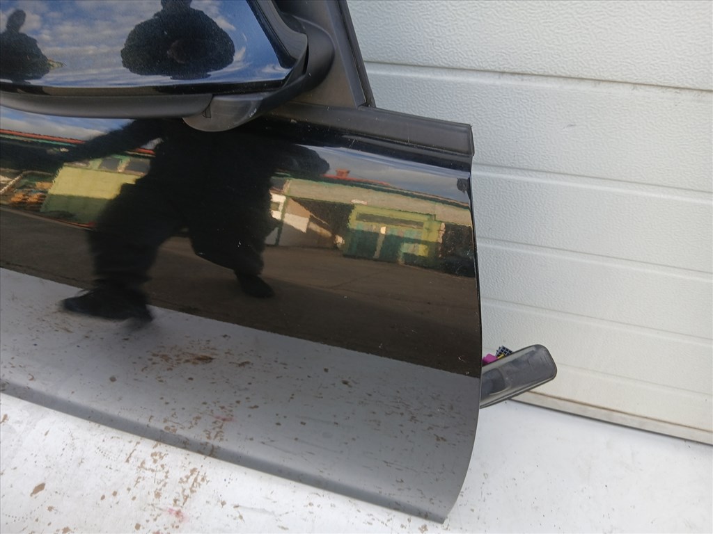 14393 Opel Astra J 2009-2015 Jobb első Ajtó Fekete Z22c 5. kép