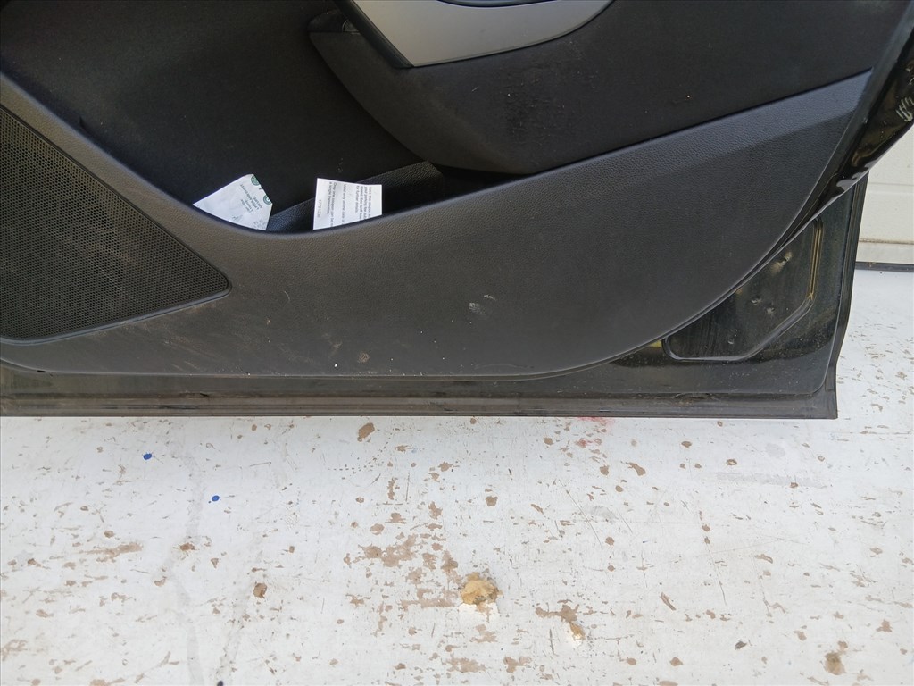 14393 Opel Astra J 2009-2015 Jobb első Ajtó Fekete Z22c 7. kép