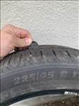 225/4517"  alig használt Points nyári gumi gumi