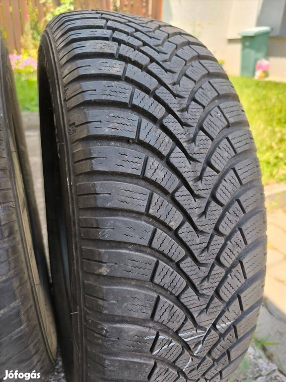  225/6017" 35e/2db újszerű Falken téli gumi gumi 1. kép