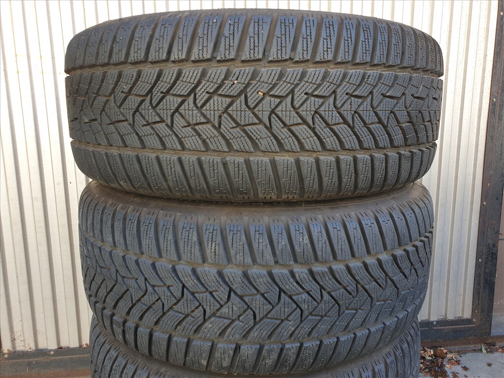  245/45 17 Dunlop Wintersport 5 2. kép