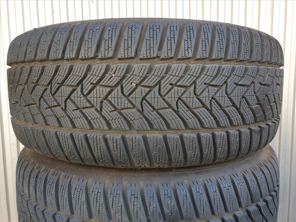  245/45 17 Dunlop Wintersport 5 3. kép