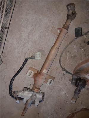 Suzuki Swift II 92-03 Kormányoszlop  Kormánykardán  Gyújtáskapcsoló