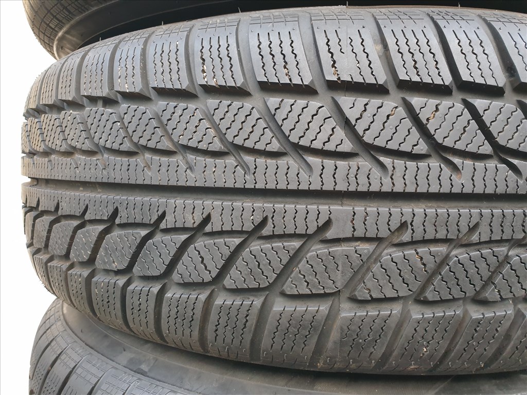  215/65 16 Goodride Snowmaster 5. kép