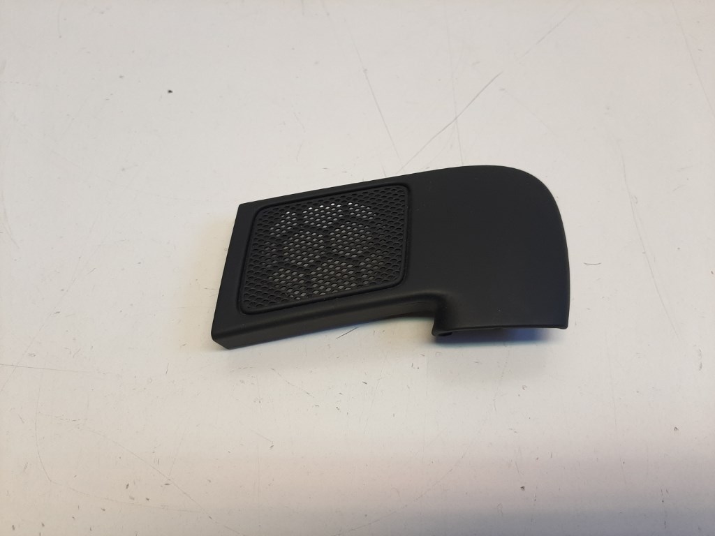 Audi A3 (8P) bal hátsó hangszórófedél ajtóba kicsi 8P4035793 1. kép