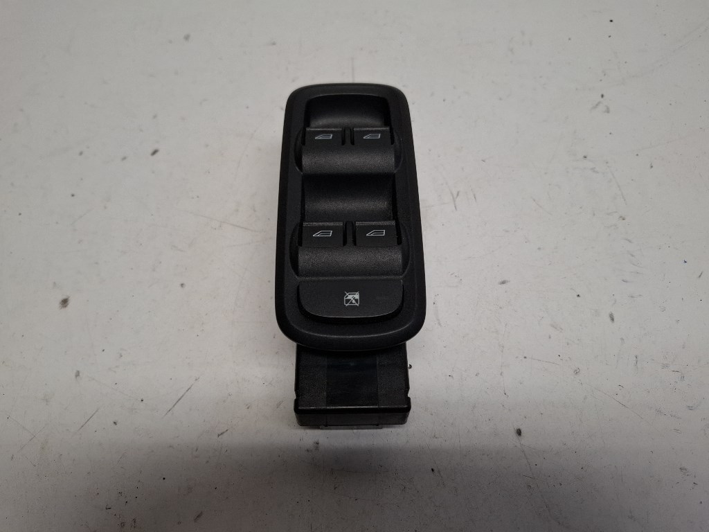 Ford Fiesta bal elsõ ablakemelõ kapcsoló 8A6T14A132CC 1. kép