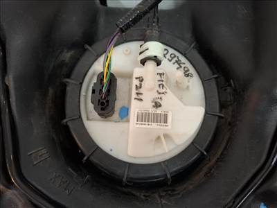 Ford Fiesta  üzemanyagszivattyú C1B19H307AE
