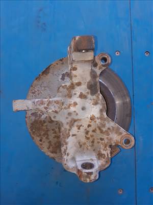 Iveco Daily Jobb Első Csonkállvány Kerékaggyal