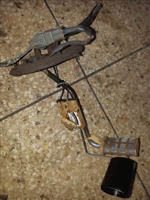 Hyundai Santa Fe Üzemanyag Szintjelző