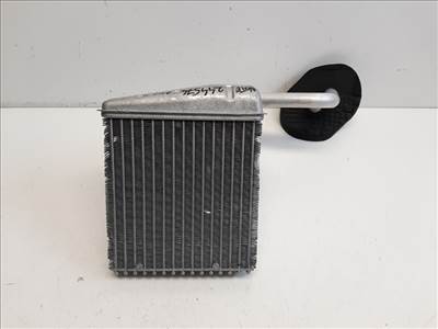 Nissan Note (E11) fûtésradiátor vizes 669223C