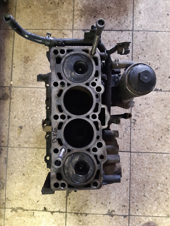 Volkswagen Passat B5 01-05 BXE Motor 1. kép