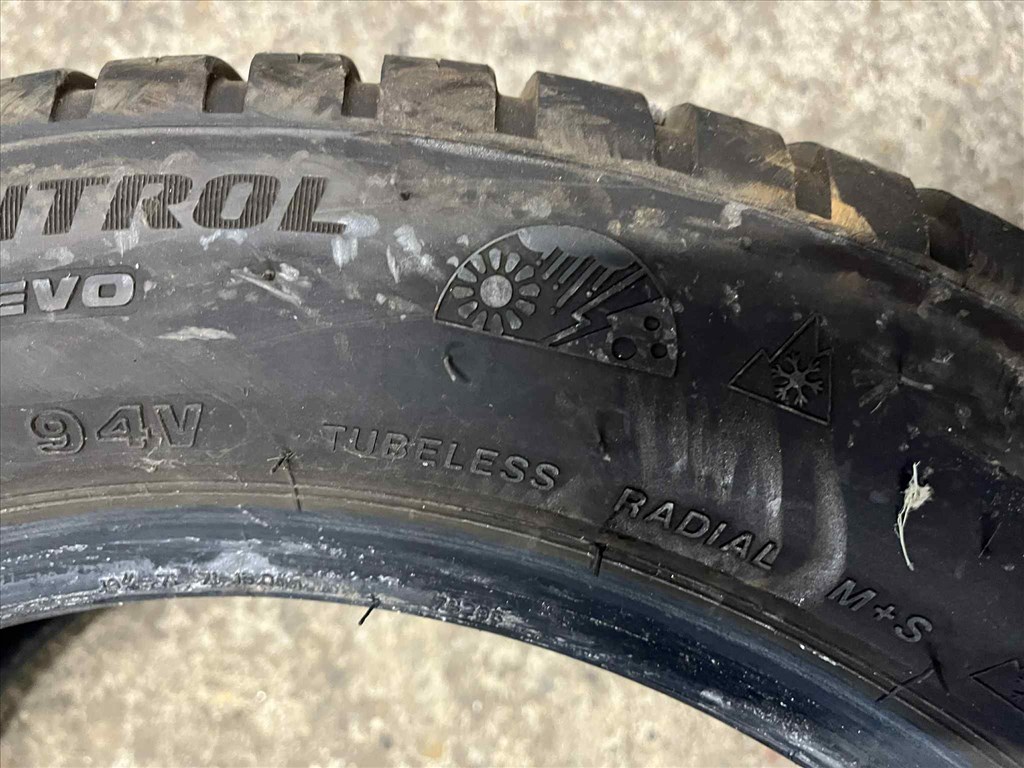 205/5516" használt Bridgestone négyévszakos gumi  6. kép