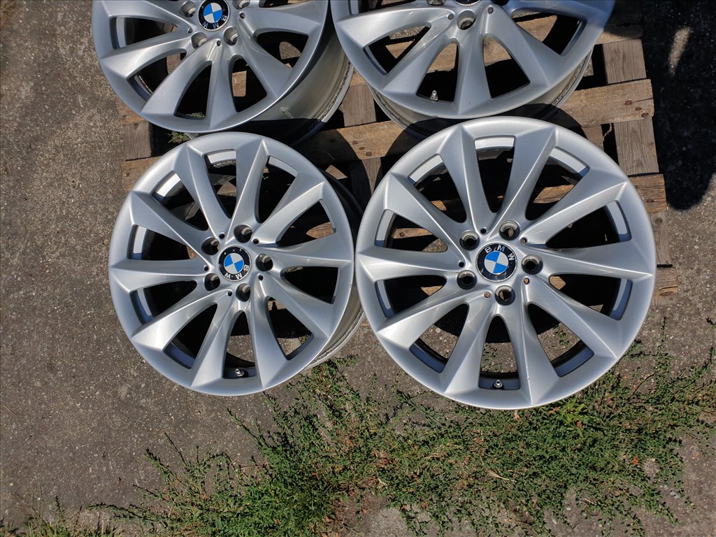 18" 5x120 BMW F30  2. kép