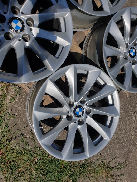 18" 5x120 BMW F30  3. kép