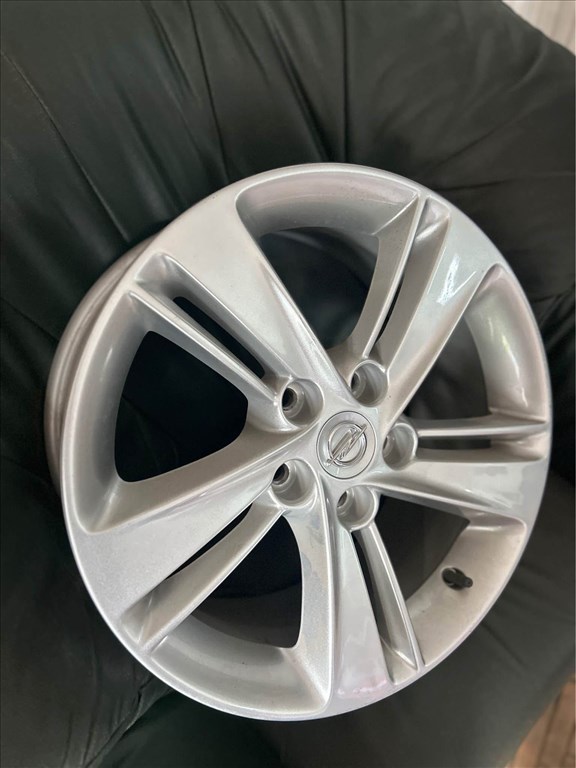 5x115 GYARI OPEL 17” R17, ASTRA,ZAFIRA,INSIGNIA 17 felnik 2. kép