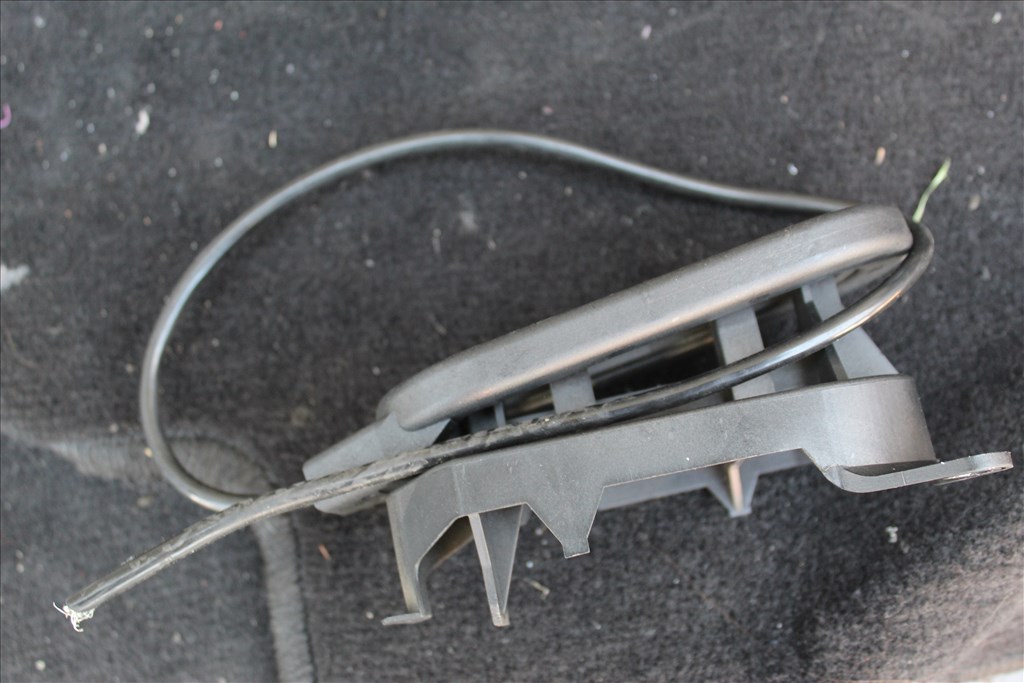 Mercedes S 320 W220 keyless go antenna A2208202275 3. kép