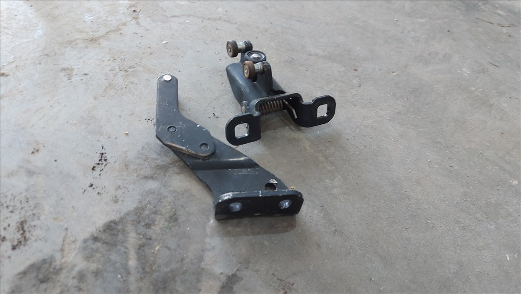 Ford Transit Tranzit MK6 MK7 00 Tolóajtó ajtó alsó középső görgő 6473 yc15v25000ah 2. kép