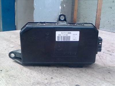 FIAT STILO 01.09-06.12 Bal első ablakemelő motor elektronika