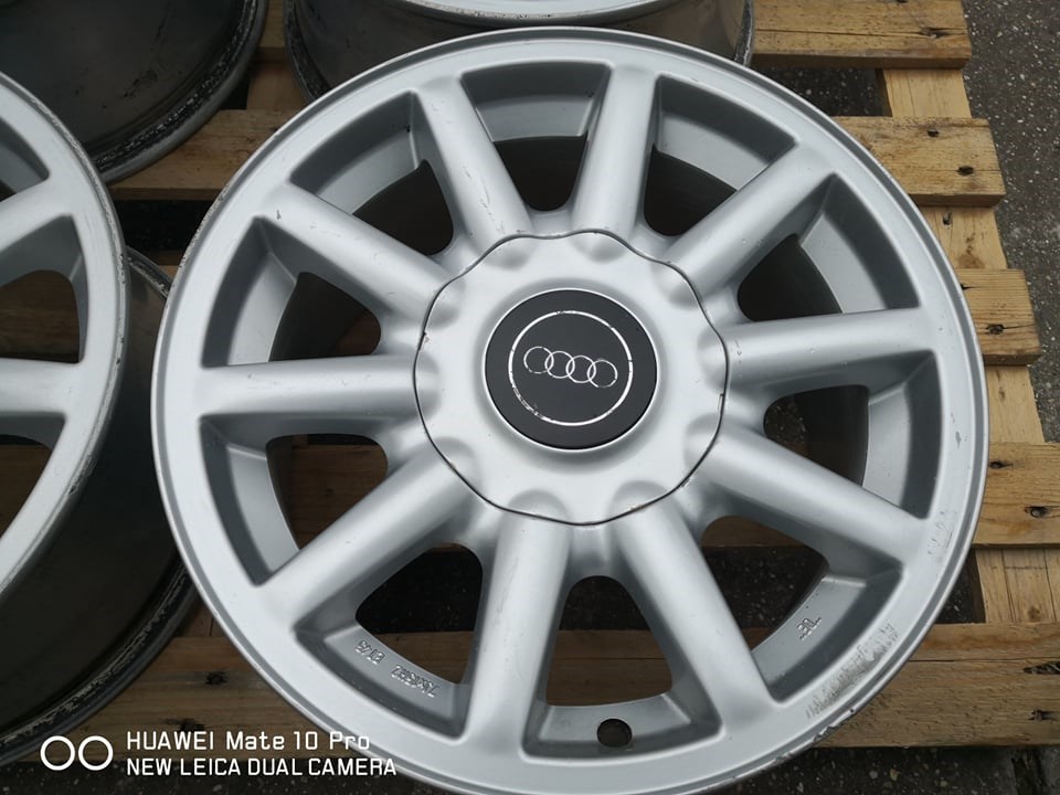 Audi 15-ös gyári alufelnit keresek vennék 1. kép
