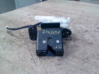 MAZDA 3 03.10-06.06 Csomagtér ajtó zárszerkezet