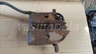 Volvo 8251695 S40 V40 jobb első féknyereg