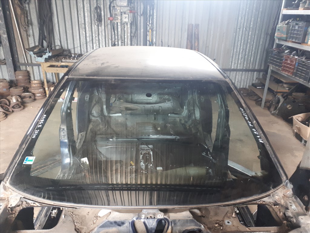 Audi A4 (B6) Első szélvédő  2. kép