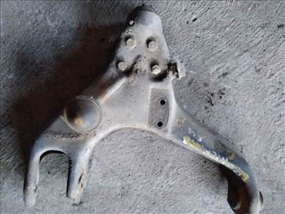 Mitsubishi L200 98-05 Bal Első Lengőkar