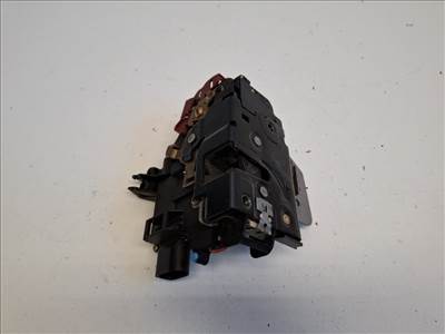 Audi A2 jobb első ajtózár 8Z1837011E