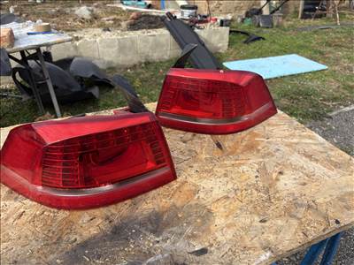 Volkswagen Passat B7 Sedan hátsó lámpa 