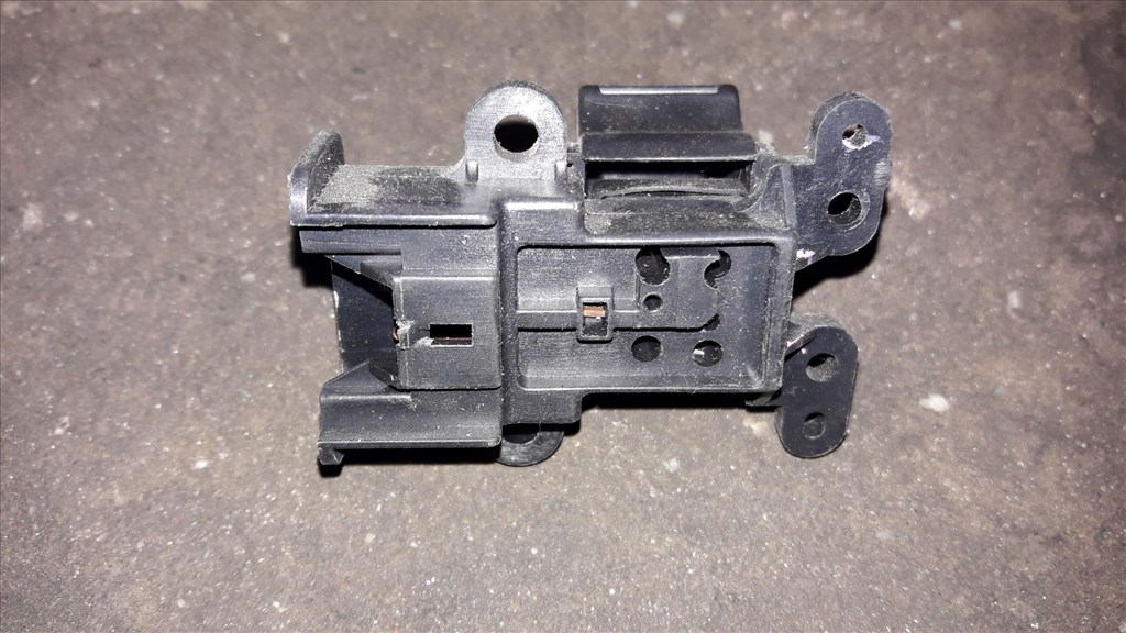 Honda Civic VII ES9 Jobb Hátsó Ablakemelõ Kapcsoló S5A M20013 2. kép