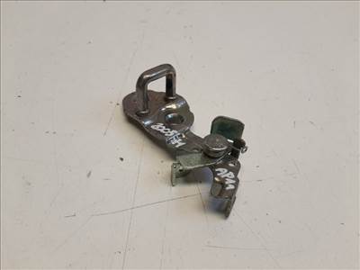 Chevrolet Spark (M300) csomagtérajtózárütköző