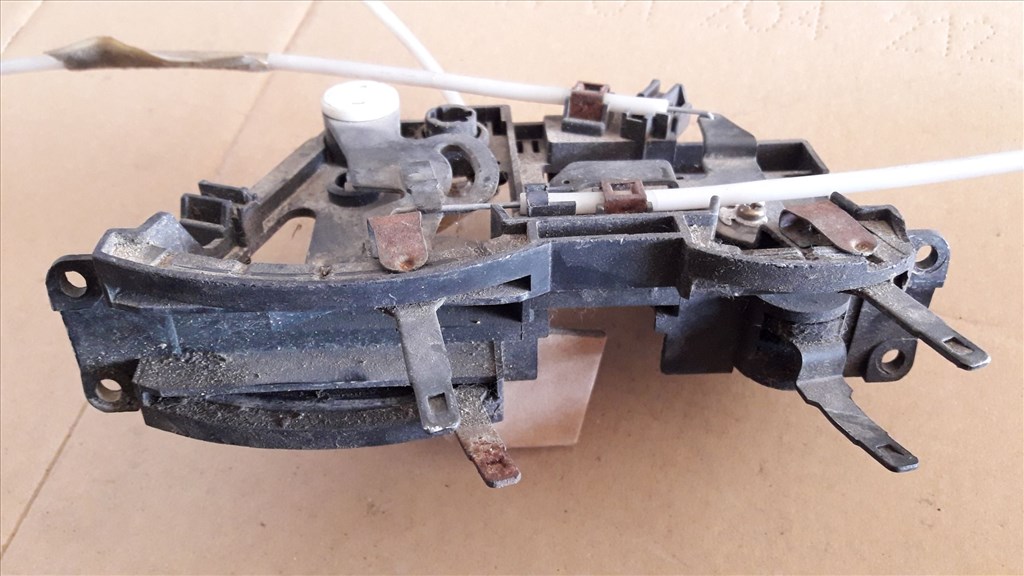 Opel Frontera A Fûtéskapcsoló 2. kép