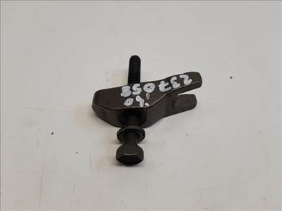 Hyundai I 40  porlasztó leszorító