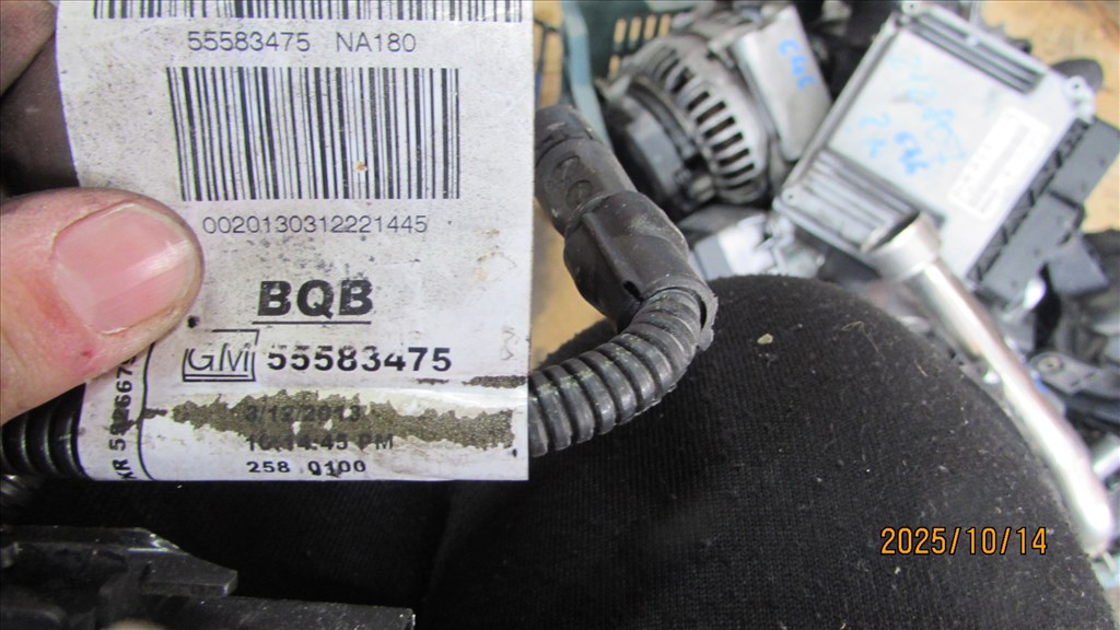 Opel Zafira C Tourer 2013 2.0D A20DTH izzítógyertya kábelköteg 55583475 2. kép