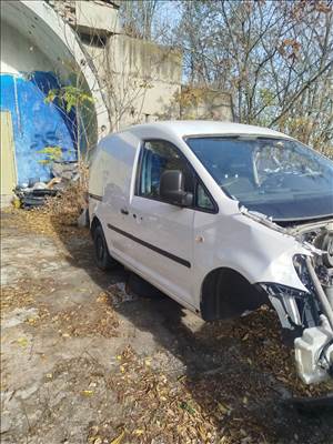 Volkswagen Caddy (Typ 2K) bontott alkatrészei
