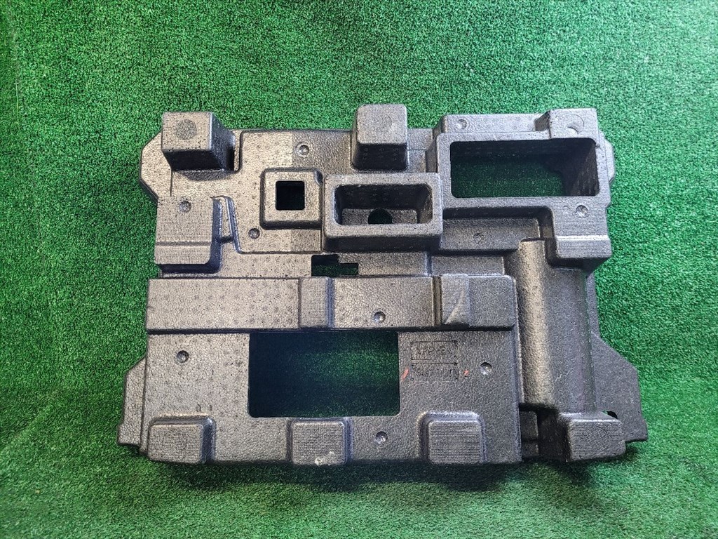 SUZUKI SX4 S-Cross II Pótkerék Szerszámtartó 7549161M00 7549174s00 2. kép