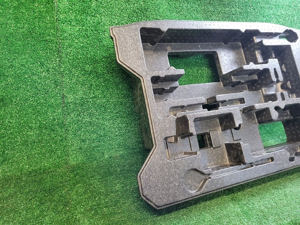 SUZUKI SX4 S-Cross II Pótkerék Szerszámtartó 7549161M00 7549174s00 7. kép