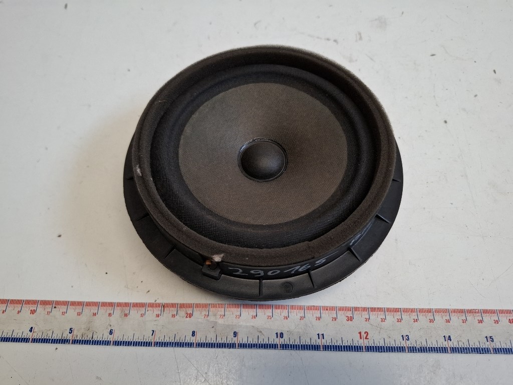 Suzuki Swift (AZG) jobb elsõ hangszóró 3910268L00 1. kép