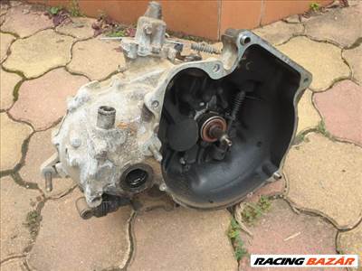 Suzuki Swift II Váltó 1.0 benzin G10A