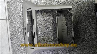 Opel Astra H középkonzol keret 13141091