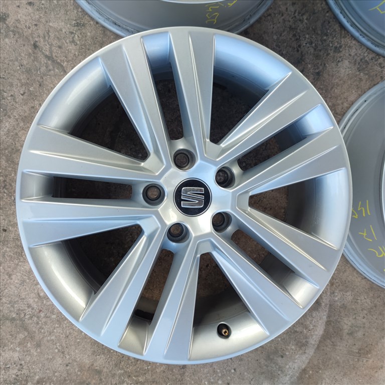 5x112 17 Gyári Seat alufelni 145000ft a 4db/274/ 3. kép
