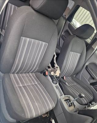Ford Focus Mk2 Focus Mk2 ülésszett 