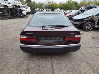 Citroën Xantia 1.8i 16V CSOMAGTÉR ajtó 