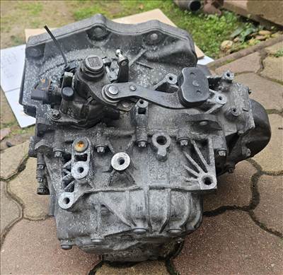 Opel Astra J Váltó m32 B16dtl