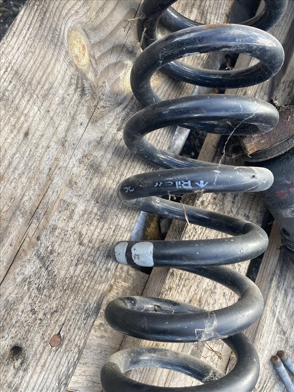 Mercedes E 320 (W210) bontott alkatrészei 18. kép